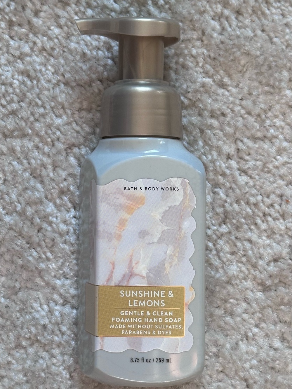 Bath & Body Works - Sunshine & Lemons Foaming Hand Soap